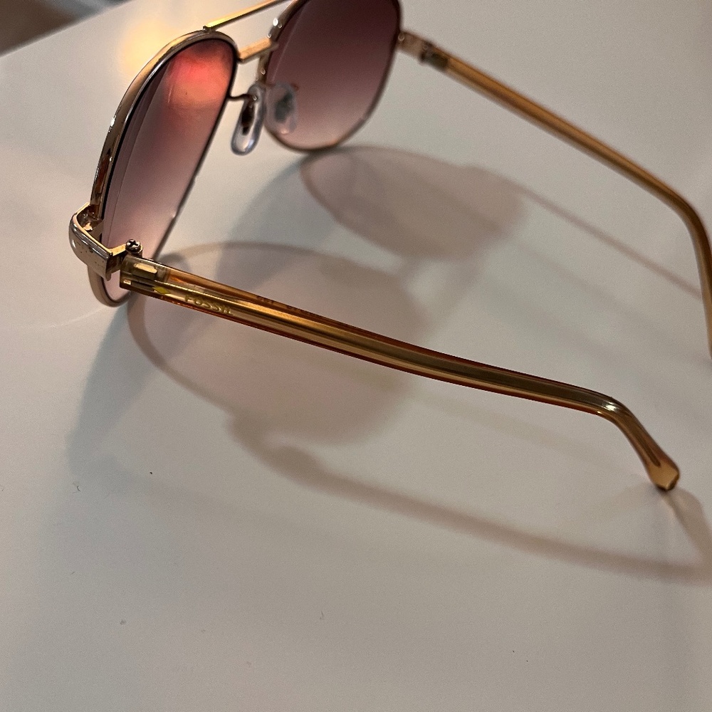 Fossil aviator sunglasses